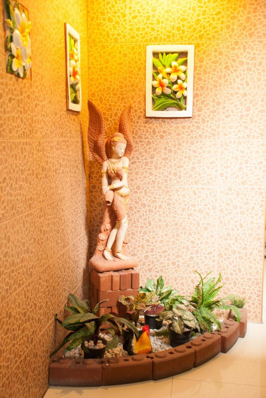 בנגקוק Thaiphiphat House מראה חיצוני תמונה