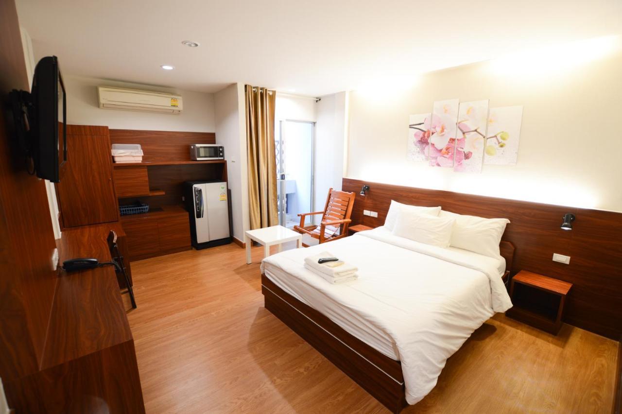 בנגקוק Thaiphiphat House מראה חיצוני תמונה